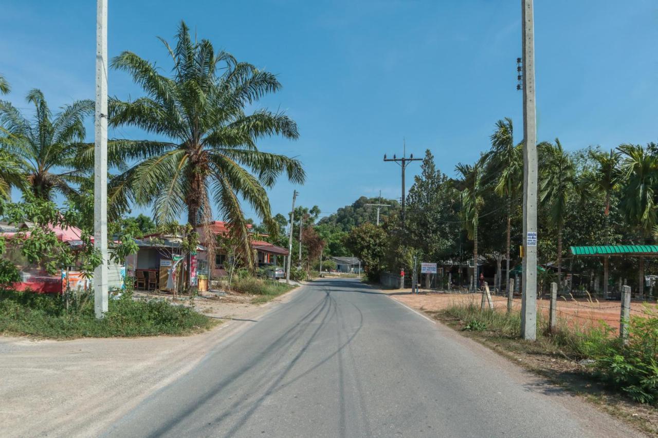 Oyo 809 Golden Palm Resort Ao Nang Kültér fotó